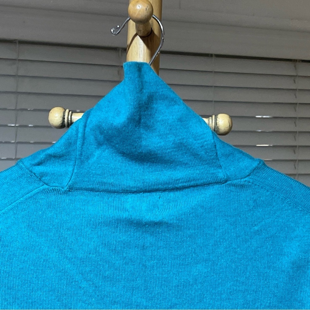 J. Crew Men's Turquoise Turtleneck Sweater size M - Picture 9 of 12